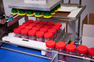 Gummies line case packer