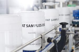 LWA Universal Wraparound Labelling Machine Shemesh Automation