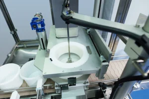 SAS-J Bucket stuffer inside